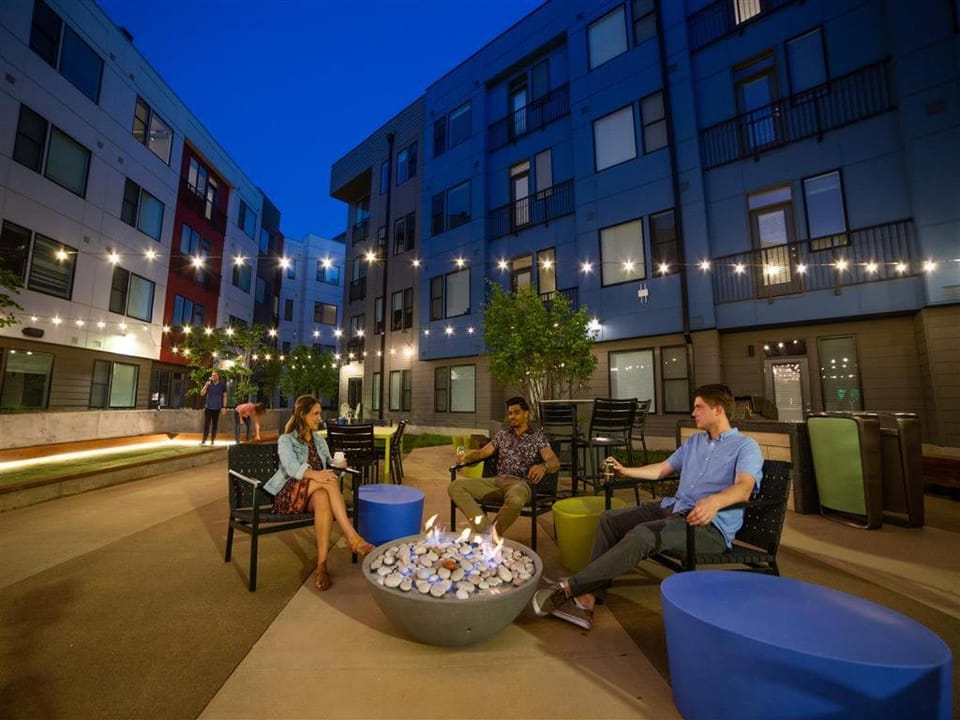 Patio, Communal lounge/ TV room, Night, Seating area