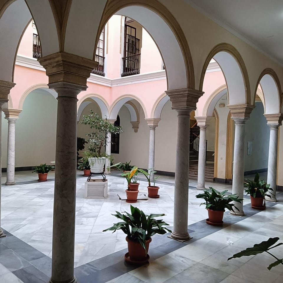 Jerez Palace House Apartment in Jerez de la Frontera