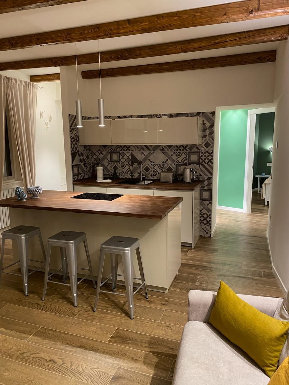 Kitchen or kitchenette, Living room, Seating area