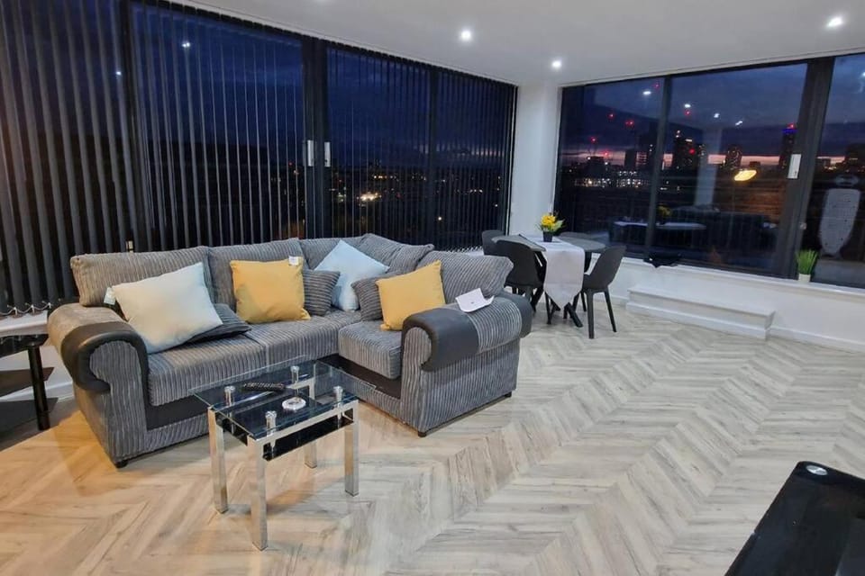 Night, Living room, Seating area
