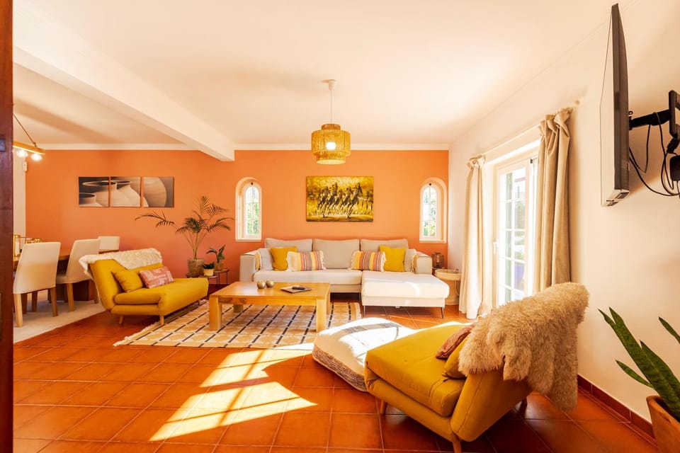 TV and multimedia, Living room, Seating area