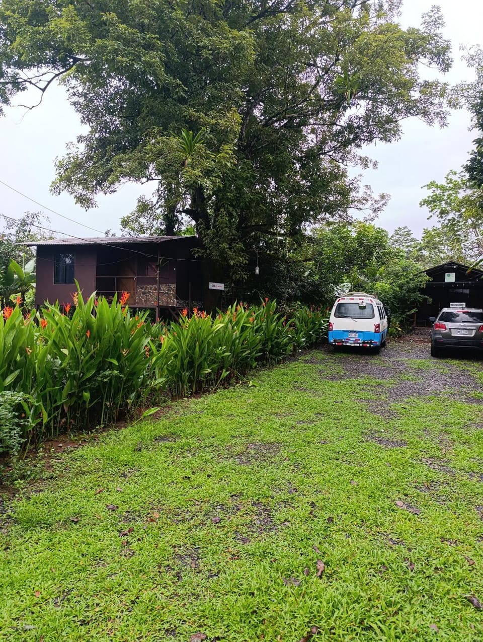 Chava Camping Rio Celeste Campground/ 
RV Resort in Alajuela Province