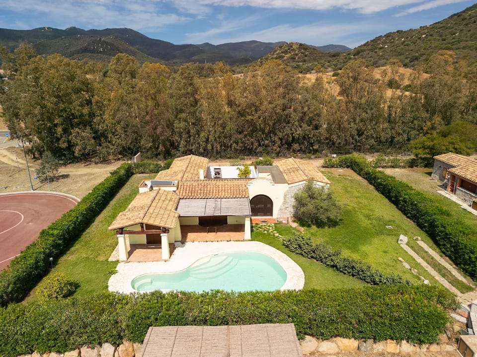 Villa Babajola - 500m from the beach Villa in Sardinia