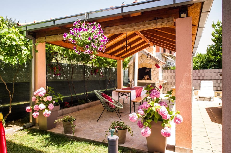 Patio, Spring, Day, Garden, Garden, View (from property/room), Garden view