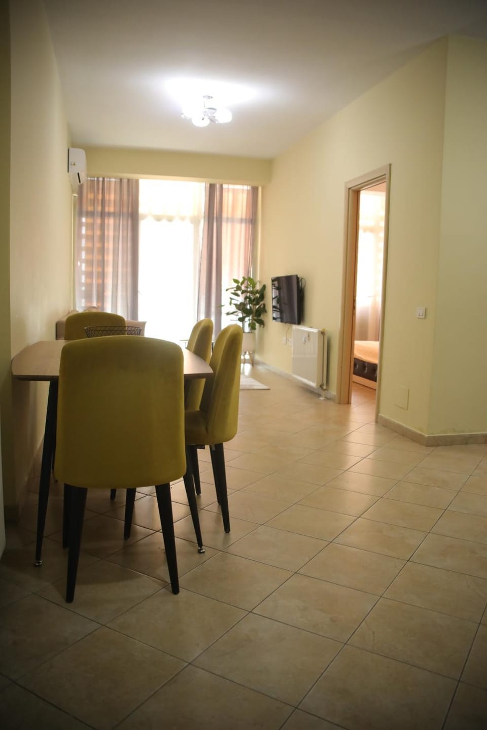 TV and multimedia, Living room, Dining area