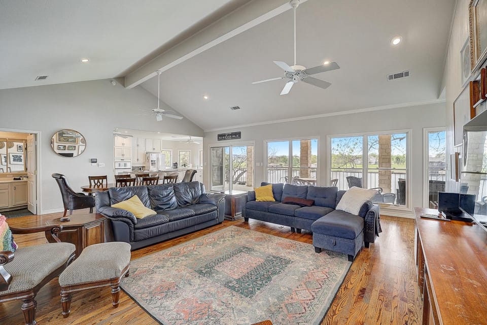 Tatanka Lodge House in Kingsland