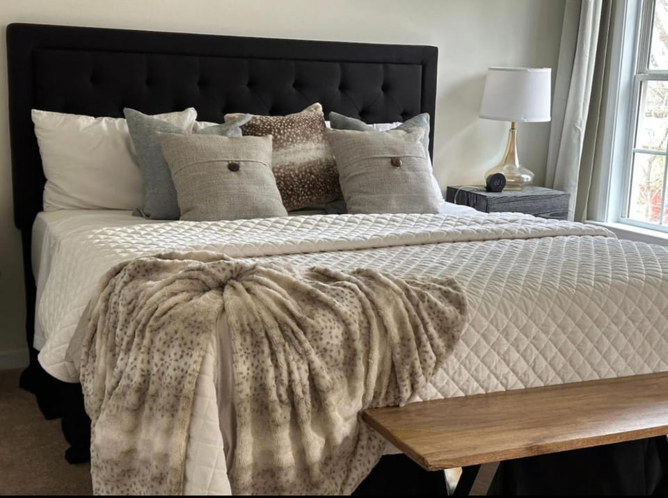 Bed, Bedroom