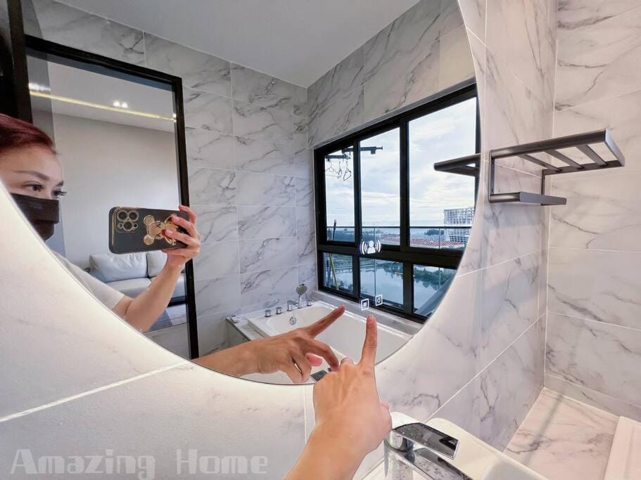 Seaview Astronaut Studio@Melaka宇航员马六甲海景公寓 Apartment in Malacca