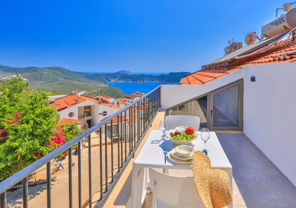 Freya Suite Apartment in Kas
