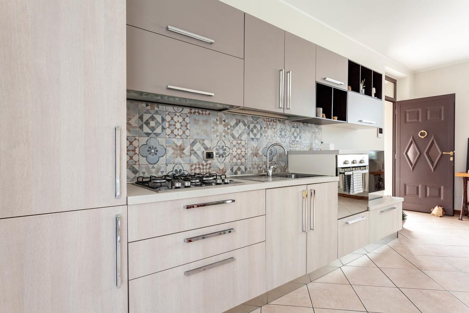 Kitchen or kitchenette, dishwasher, pet friendly, stove