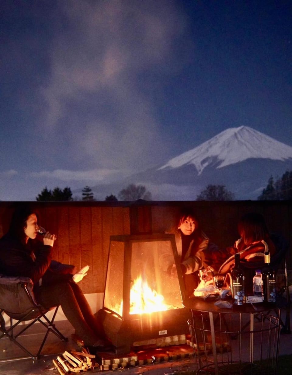 Night, People, Natural landscape, BBQ facilities, Mountain view, group of guests, flat iron