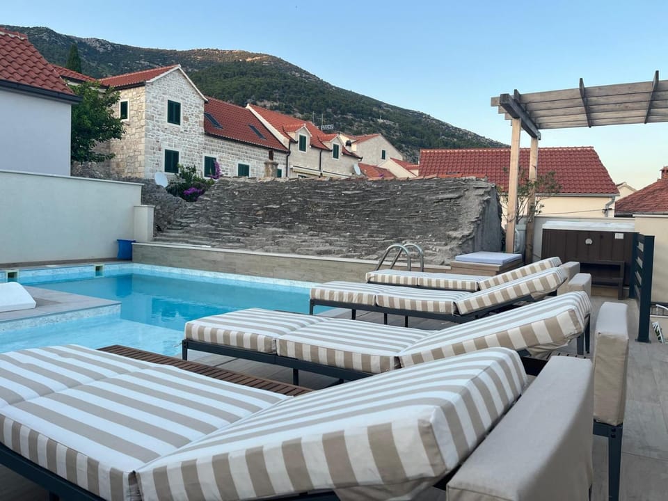 Day, Pool view, Swimming pool