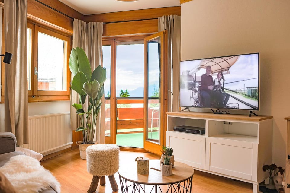 Kid-friendly studio near Ski Lifts Apartment in Crans-Montana