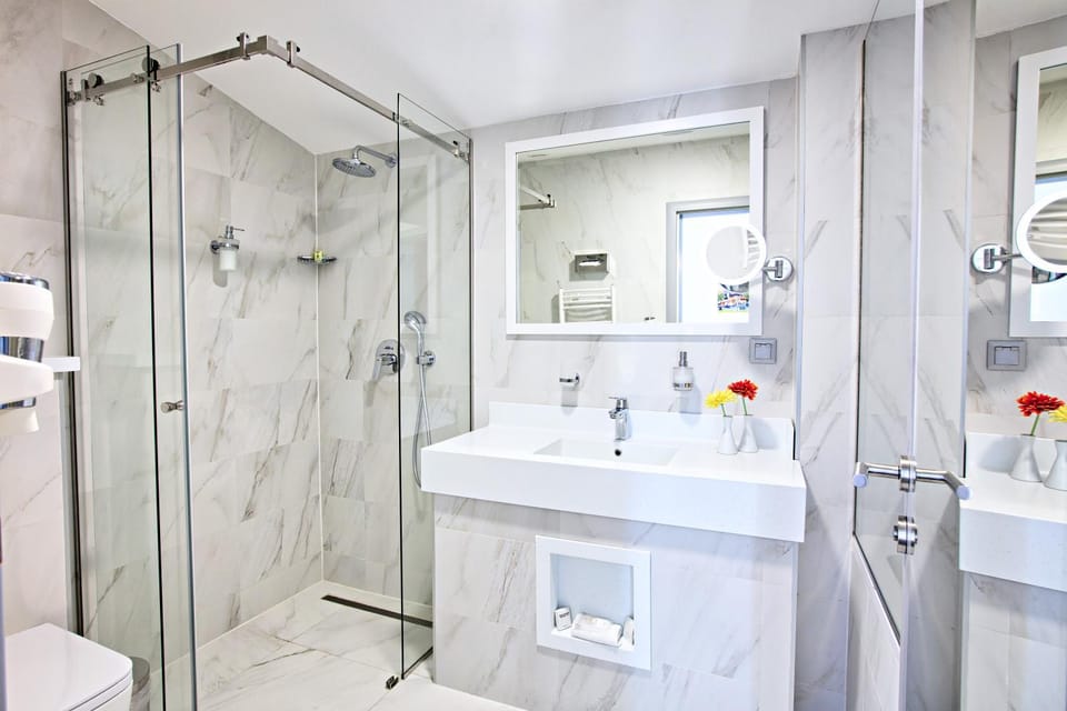 Shower, Bathroom