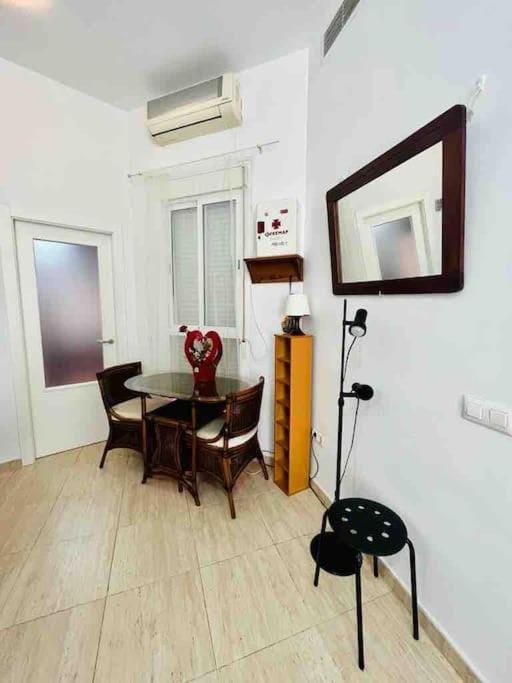 Living room, Dining area