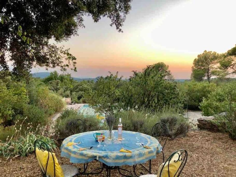 Natural landscape, Dining area, Garden view