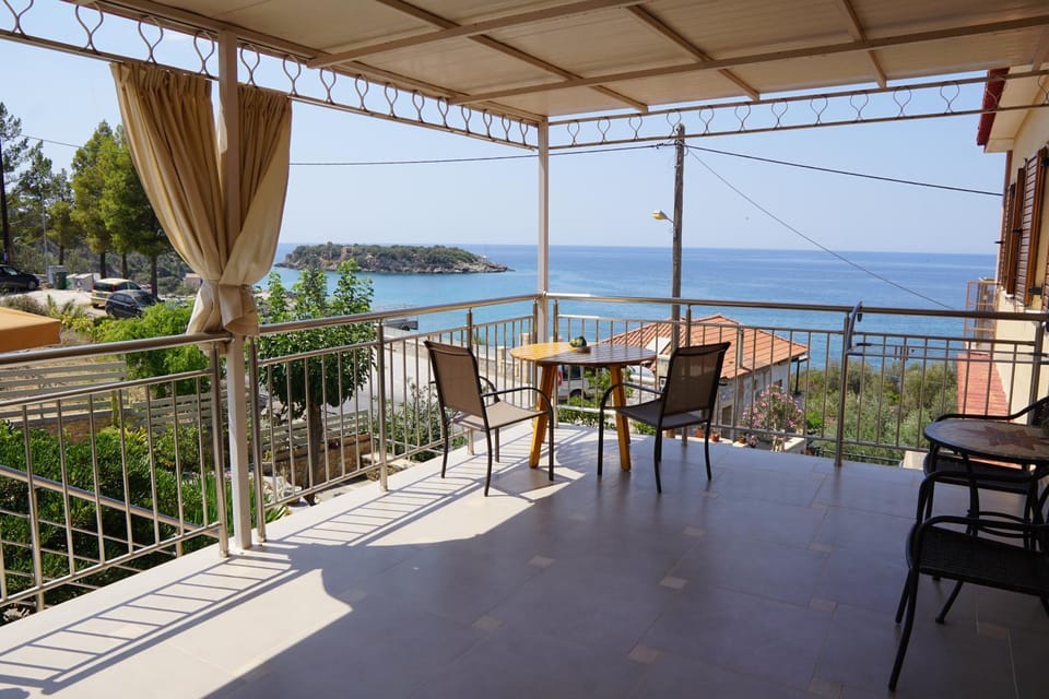301 Sea And Sun Apartments Kardamili Apartment in Messenia