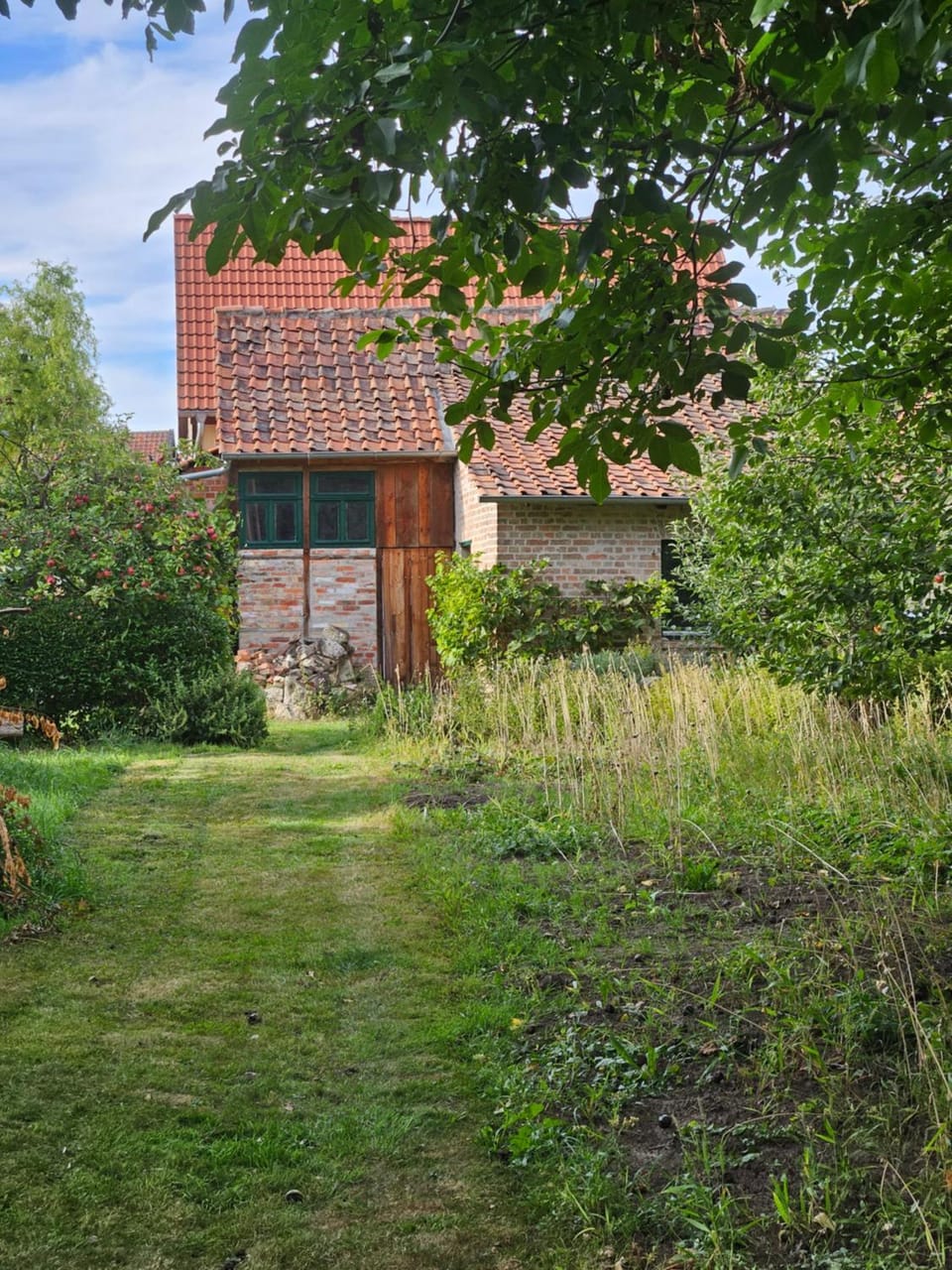Property building, Garden