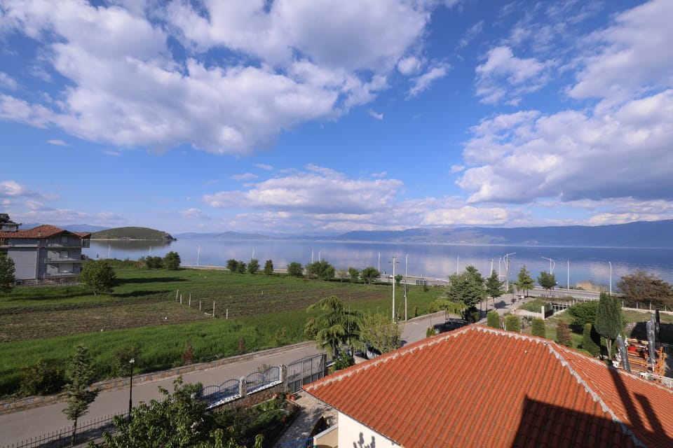 Day, Natural landscape, Lake view