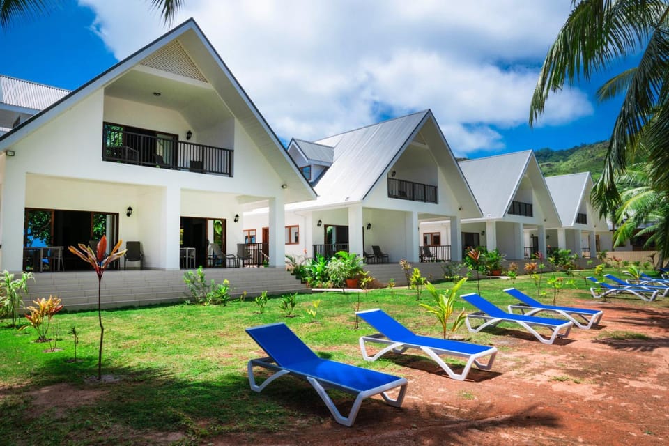 Property building, sunbed