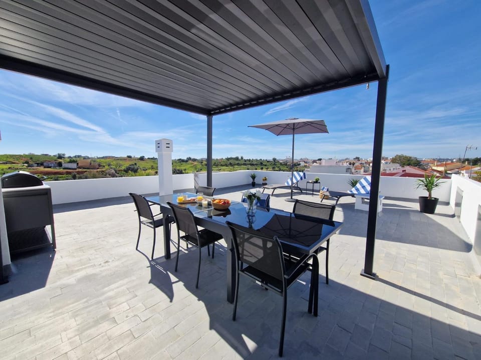Patio, Day, Natural landscape, View (from property/room), Balcony/Terrace