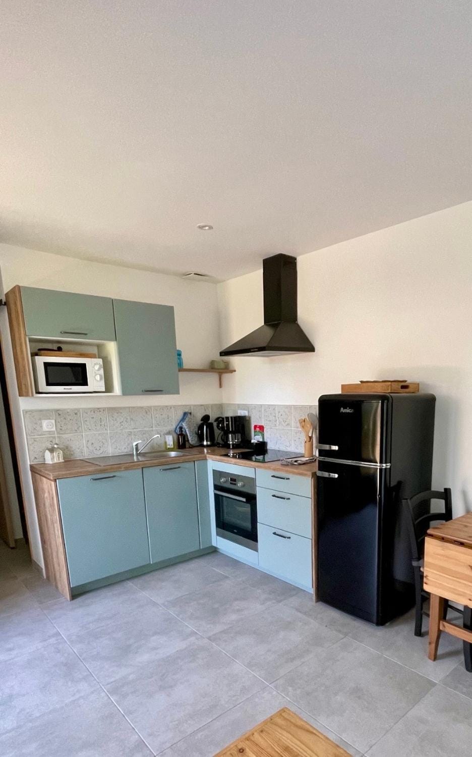 Kitchen or kitchenette, stove, toaster