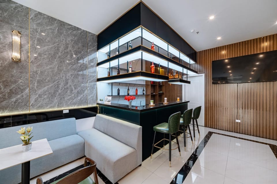 Lounge or bar