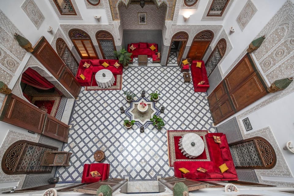 Patio, Seating area