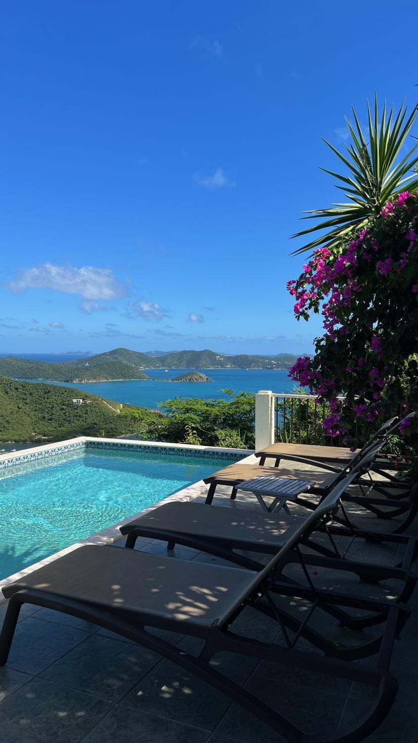 Pool view, Swimming pool