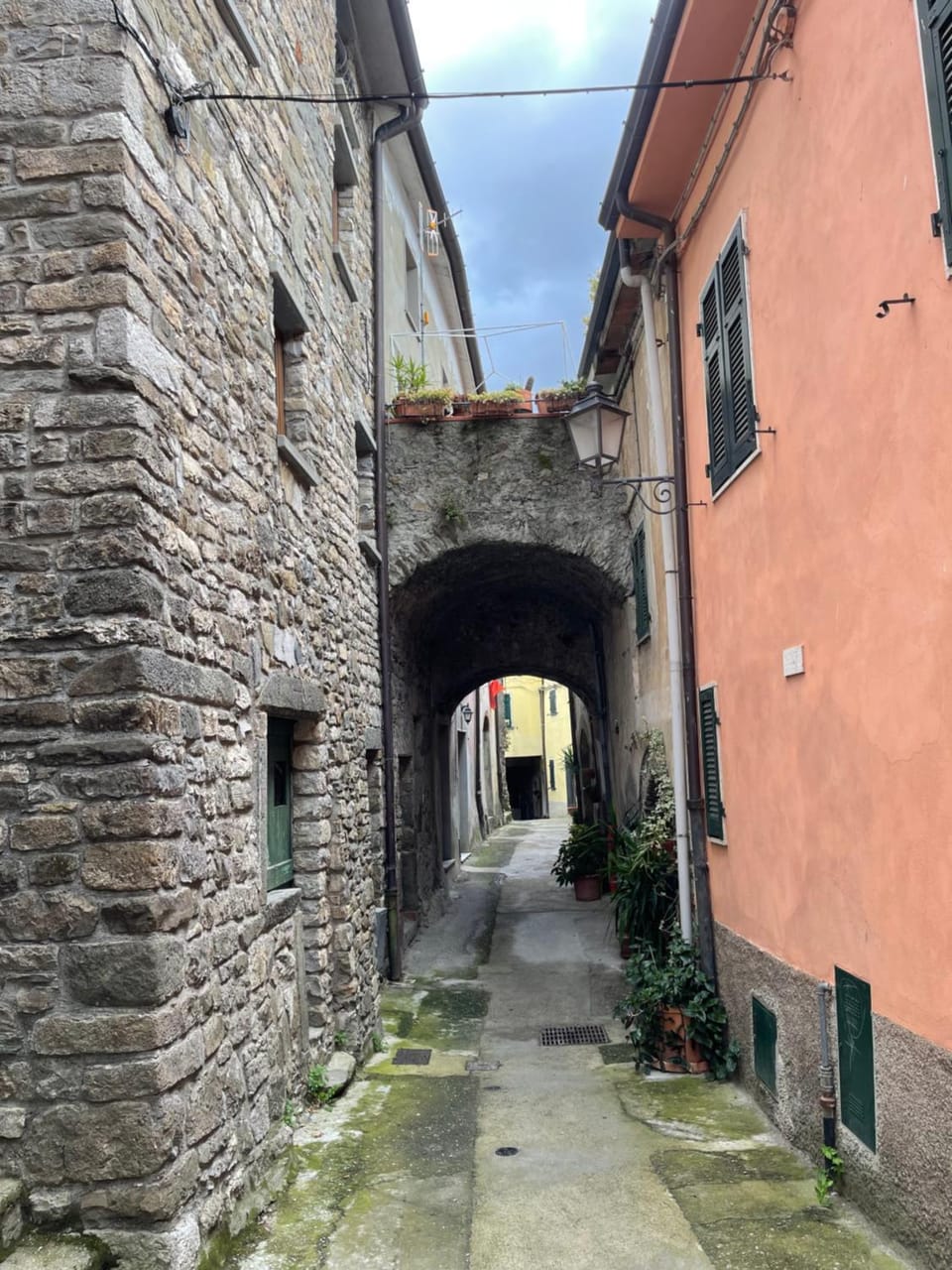 Neighbourhood, Street view