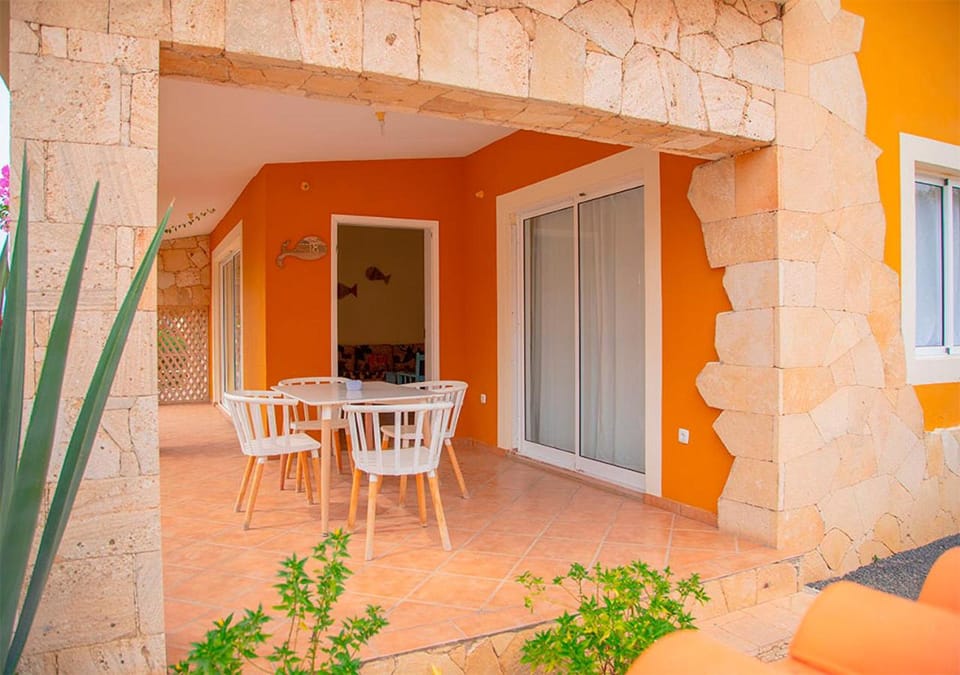 Property building, Patio, View (from property/room), Balcony/Terrace, Dining area