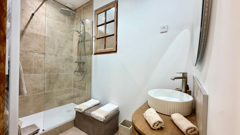 La Bohème Cosy Apt Near Beach AC Near festival Apartment in Cannes