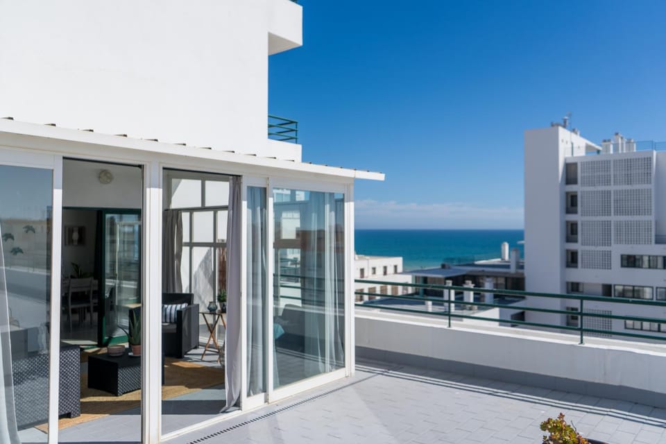 View (from property/room), Balcony/Terrace, Sea view