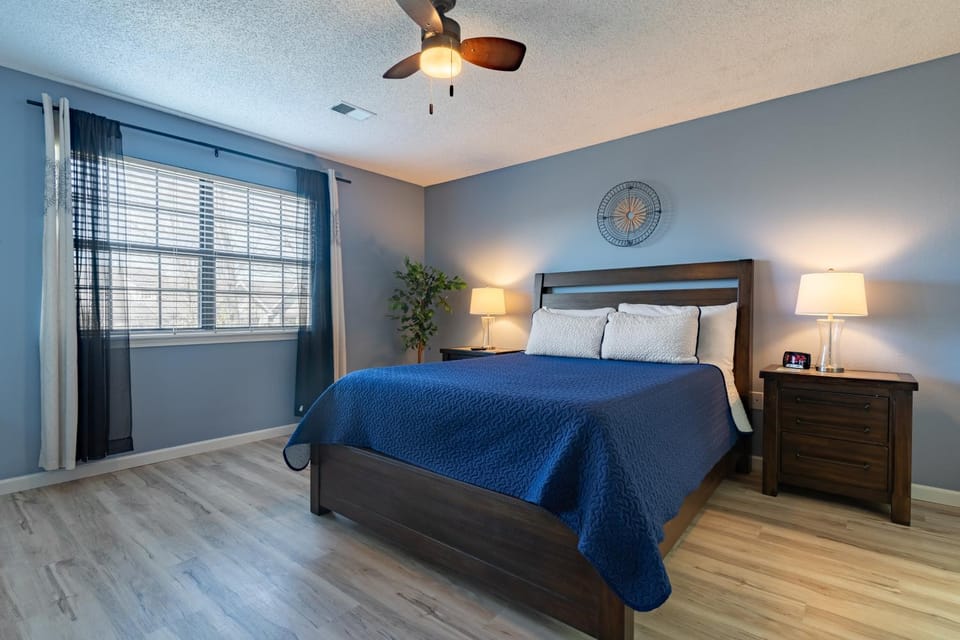 2BR Condo Close to the Strip - Stairs Required - 2 Pools - FREE TICKETS INCLUDED - FHC-3 House in Branson