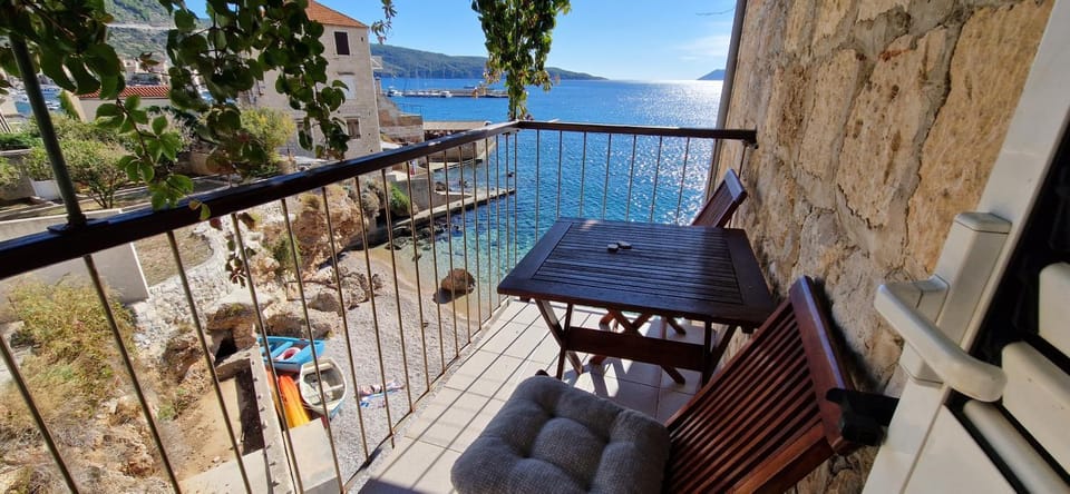 Apartman Calypso Apartment in Komiža