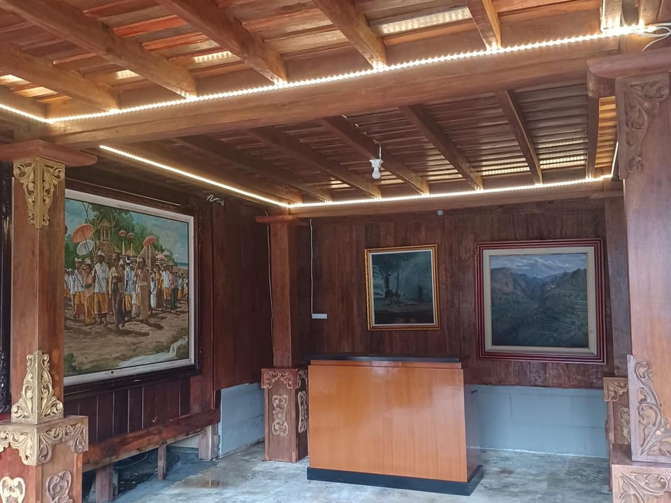 Decorative detail, Seating area