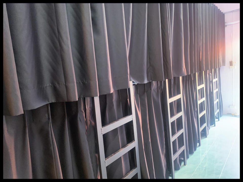 Bed, Bedroom, bunk bed
