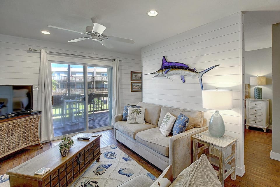 Day, TV and multimedia, Balcony/Terrace, Living room, Seating area, furniture