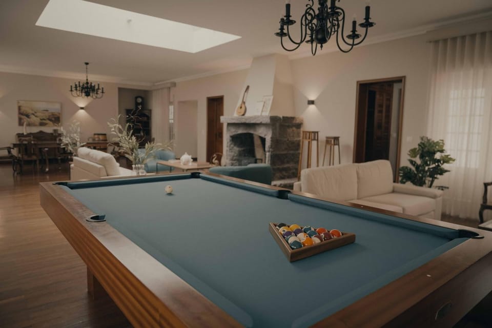 Billiard, Game Room, Living room