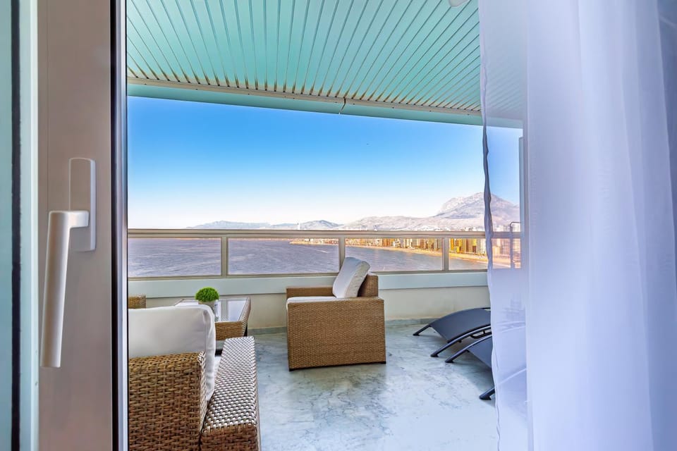 Balcony/Terrace, Balcony/Terrace