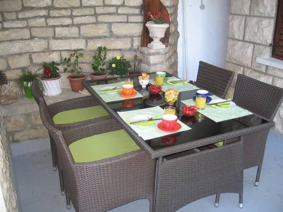 Romantic studio apartment Apartment in Dubrovnik-Neretva County