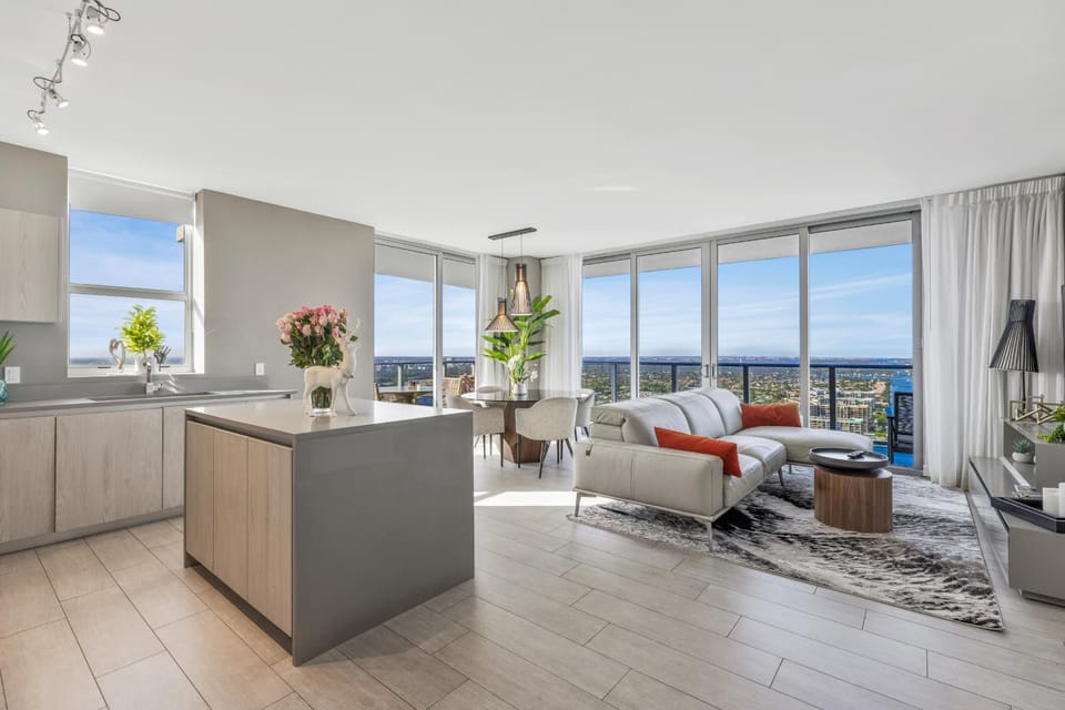 TV and multimedia, View (from property/room), Kitchen or kitchenette, Living room, Seating area, Dining area