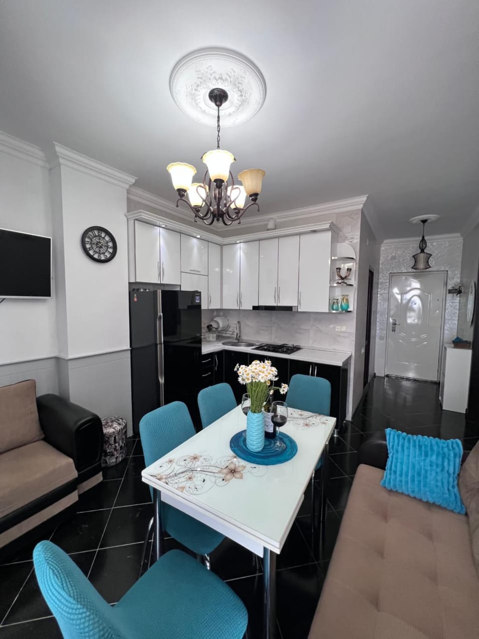 Magnolia Sea View Apartment in Batumi