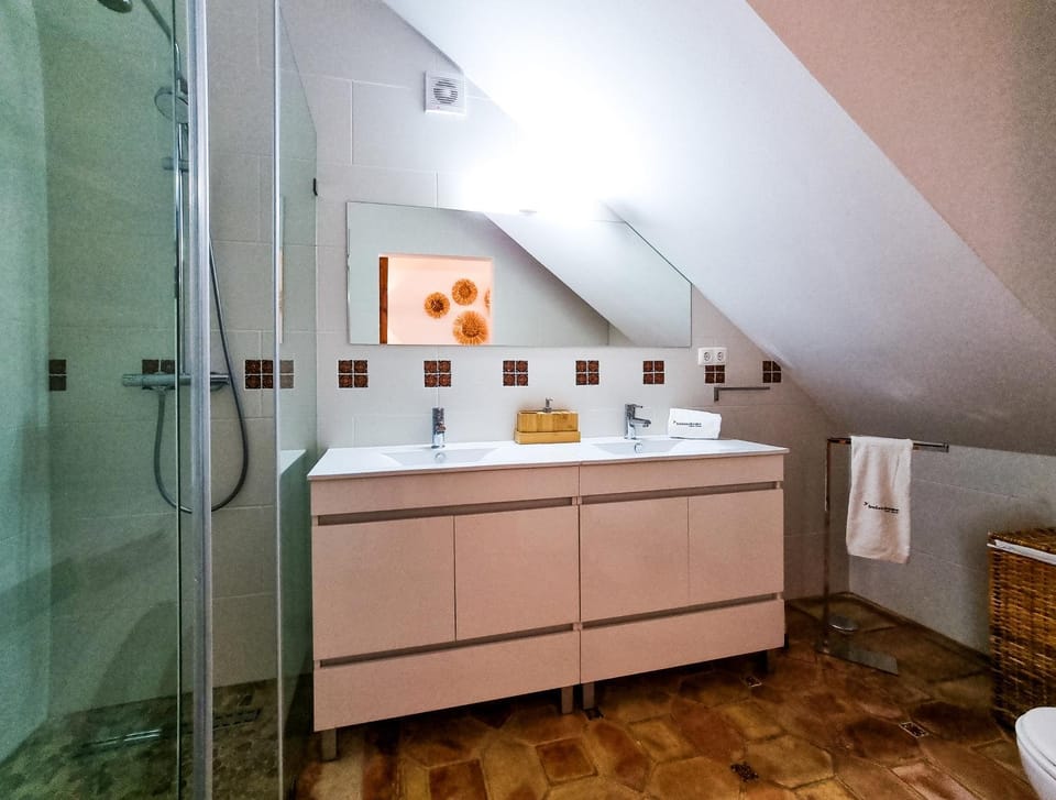 FLH Tavira Central Town House with Terrace & Rooftop Apartment in Tavira