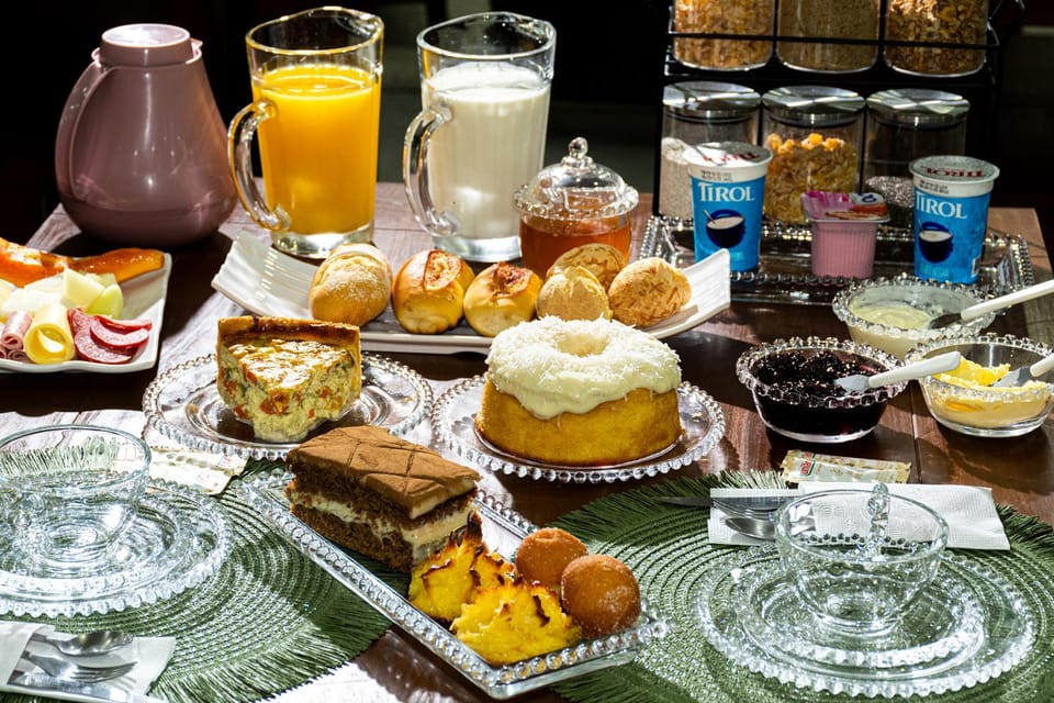 Breakfast, Buffet breakfast