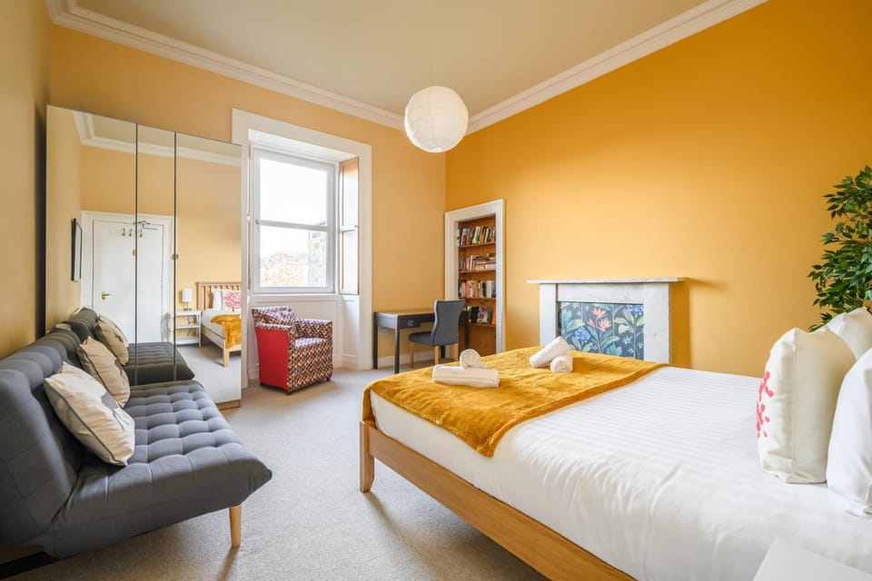 Bed, Bedroom