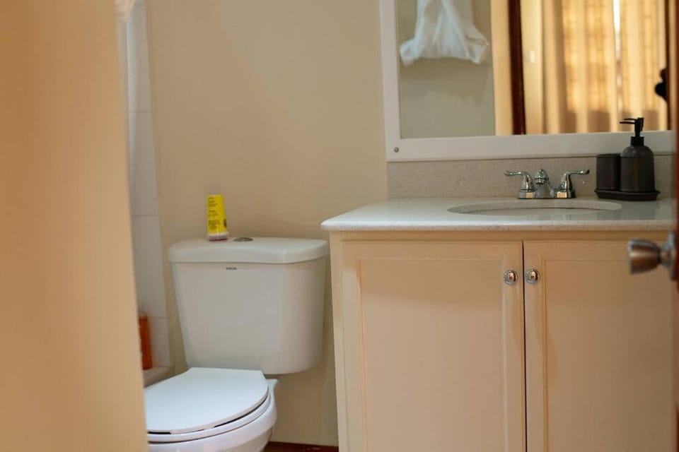 Toilet, Bathroom