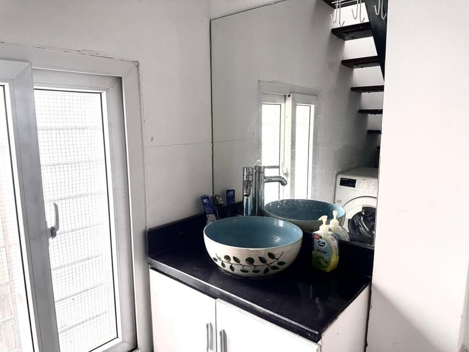 Duplex WARM HANOI, 2 bedrooms, Old Quarter, 3mins to Hoan Kiem Lake Apartment in Hanoi