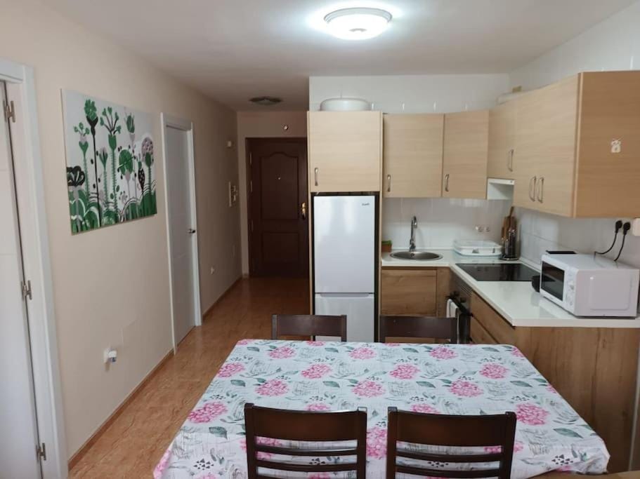 Altas Entinas Almerimar Two bedroom apartment with parking, Wi-Fi and Pool Apartment in Andalusia