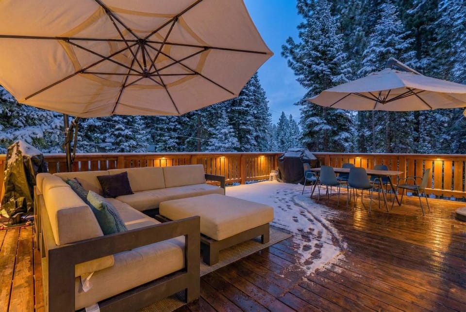 Modern 3BR Tahoe Cabin with Hot Tub Cabin in Tahoe City